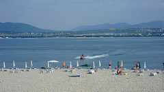 9274377903_6a0205ebd0_m